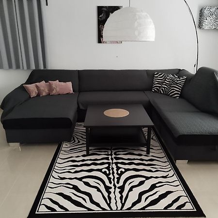 Ferienwohnung Am Sandstrand オミシュ エクステリア 写真