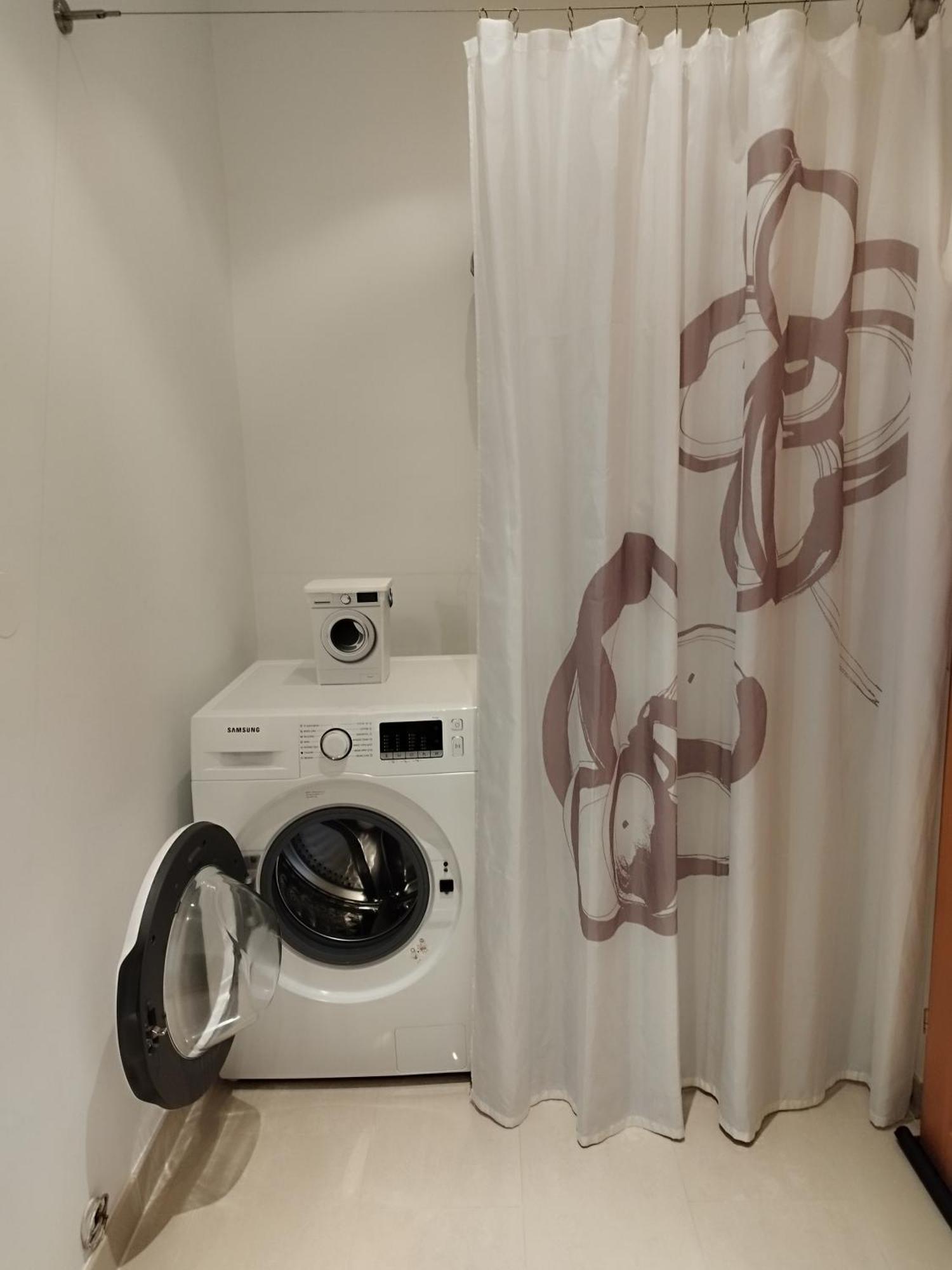 Ferienwohnung Am Sandstrand オミシュ エクステリア 写真